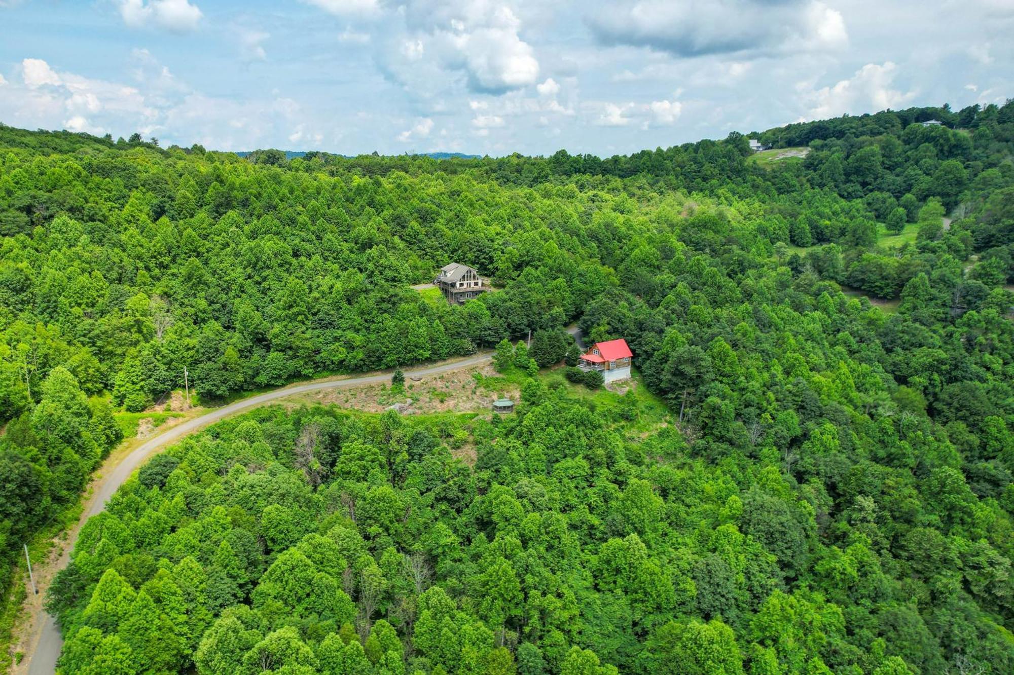 Warm And Cozy Cabin With Deck On Top Of The Blue Ridge Fancy Gap Dış mekan fotoğraf
